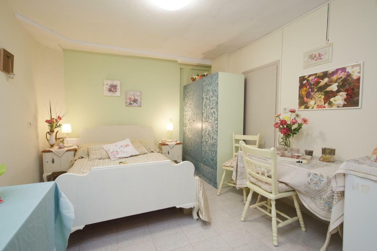 Erato Apartment In Argostoli Екстериор снимка